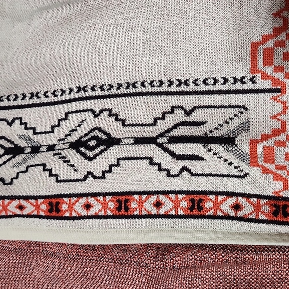 Multi Color Sweater - Picture 2 of 4